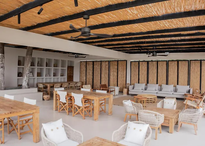 Gaia Alacati By The Sea - Adult Only فندق